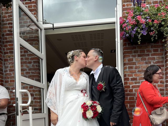 Le mariage de Romain et Caroline à Watten, Nord 7