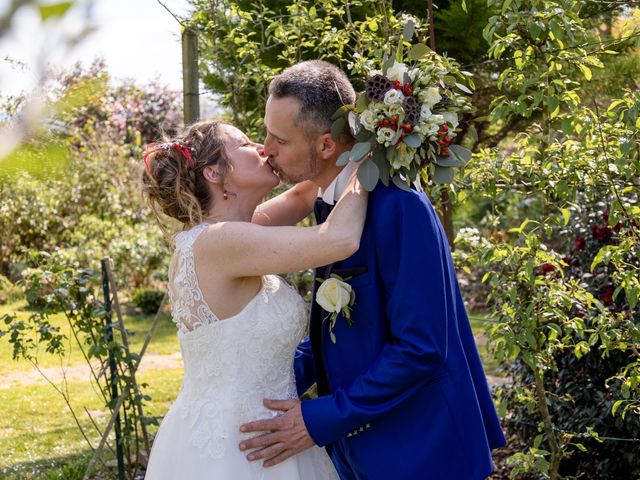 Le mariage de Louis et Sandrine à Châteauneuf-du-Faou, Finistère 4