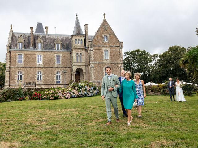 Le mariage de Thibaut et Marguerite à Sainte-Reine-de-Bretagne, Loire Atlantique 12