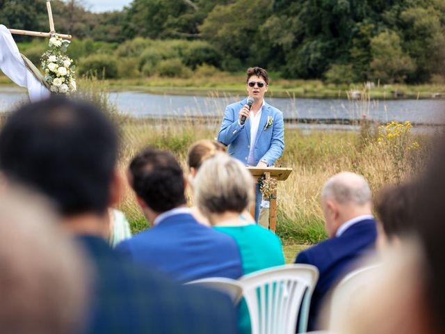 Le mariage de Thibaut et Marguerite à Sainte-Reine-de-Bretagne, Loire Atlantique 21