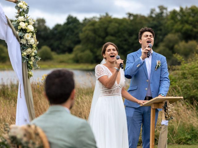 Le mariage de Thibaut et Marguerite à Sainte-Reine-de-Bretagne, Loire Atlantique 27