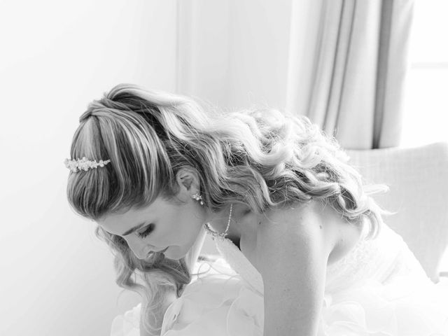 Le mariage de Thibault et Marina à Paris, Paris 9