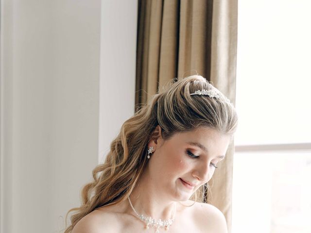 Le mariage de Thibault et Marina à Paris, Paris 11
