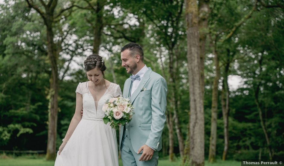 Le mariage de Adrien et Adeline à Civray-de-Touraine, Indre-et-Loire