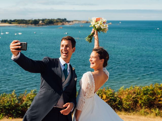 Le mariage de Jean et Hermine à Carantec, Finistère 23