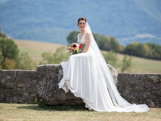Le mariage de Zelus et Alexia à Saint-Vincent-de-Mercuze, Isère 20
