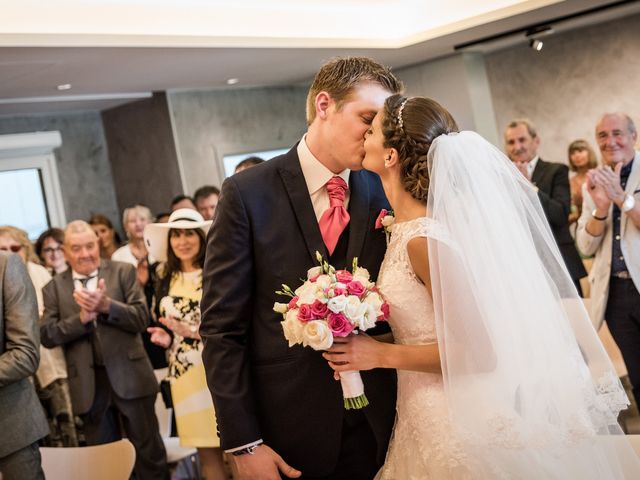 Le mariage de William et Elodie à Saint-Priest, Rhône 18