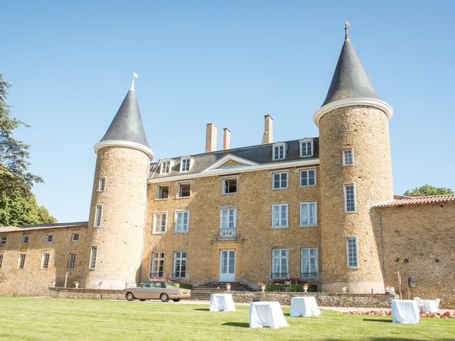 Le mariage de William et Elodie à Saint-Priest, Rhône 32