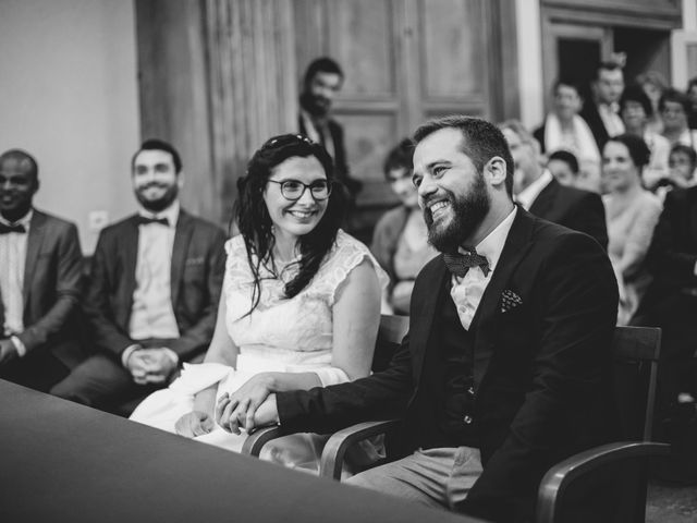 Le mariage de Julien et Marianne à Montmarault, Allier 13