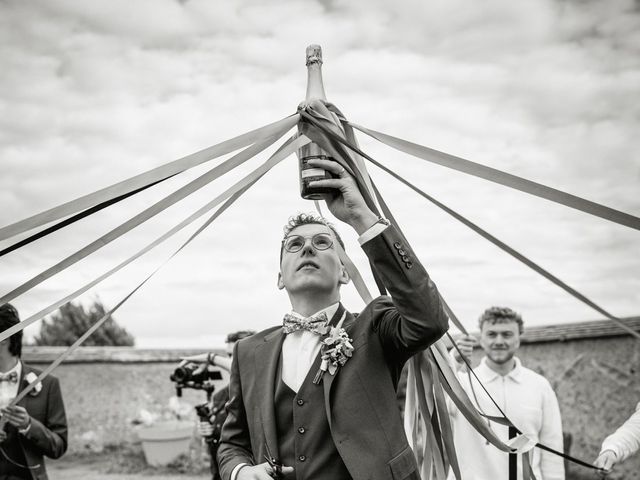 Le mariage de Gautier et Laurie à Santeuil, Eure-et-Loir 35