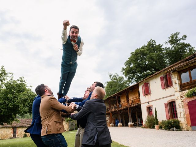 Le mariage de Jérôme et Marine à Montmaurin, Haute-Garonne 32