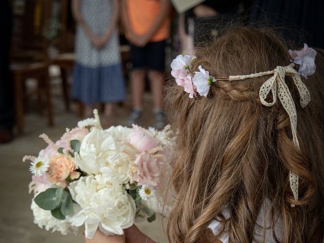 Le mariage de Perrine et David à Les Mesneux, Marne 9