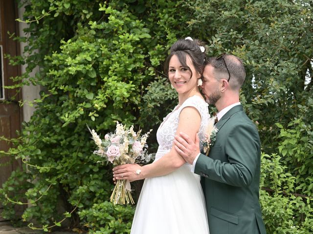 Le mariage de Jérémy et Sandrine à Coulommes, Seine-et-Marne 67