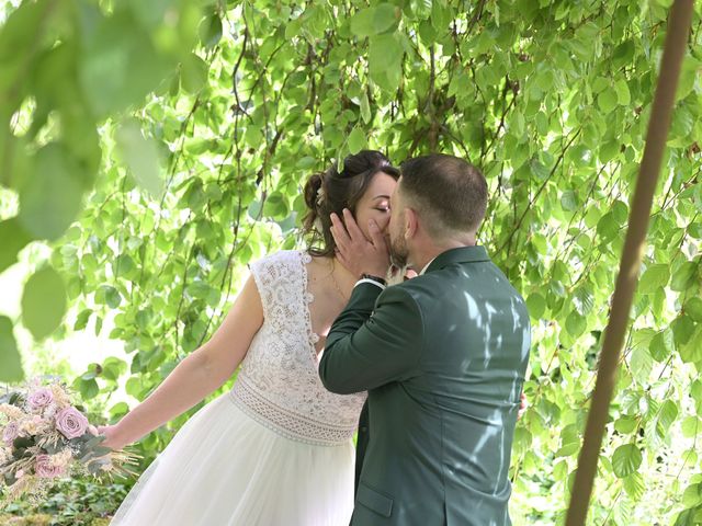 Le mariage de Jérémy et Sandrine à Coulommes, Seine-et-Marne 70