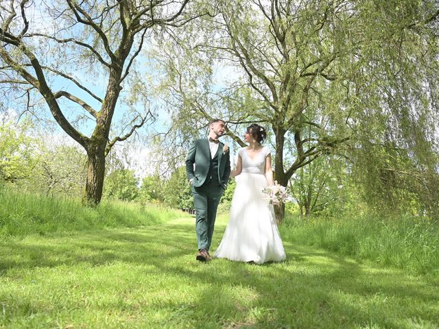 Le mariage de Jérémy et Sandrine à Coulommes, Seine-et-Marne 97