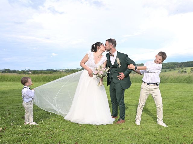 Le mariage de Jérémy et Sandrine à Coulommes, Seine-et-Marne 185