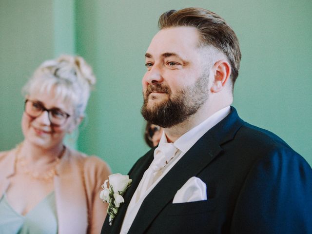 Le mariage de Freddy et Mariam à Villers-Cotterêts, Aisne 17