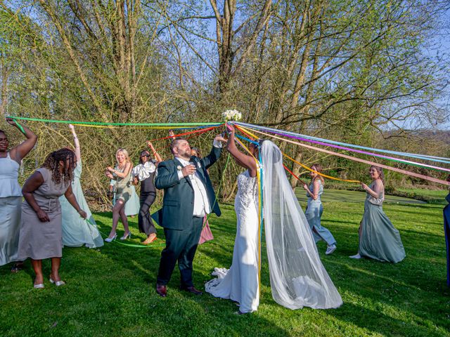 Le mariage de Freddy et Mariam à Villers-Cotterêts, Aisne 64