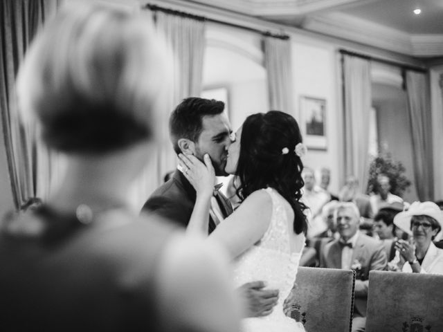 Le mariage de Julien et Zuzanna à Aix-les-Bains, Savoie 15