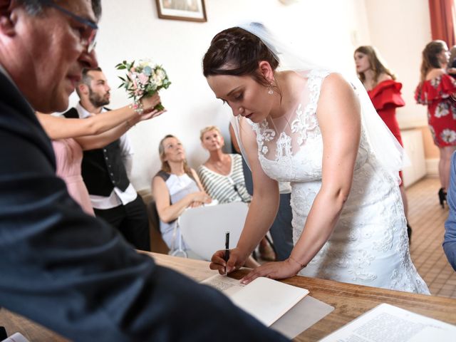 Le mariage de Antoine et Julie à Fauverney, Côte d&apos;Or 43