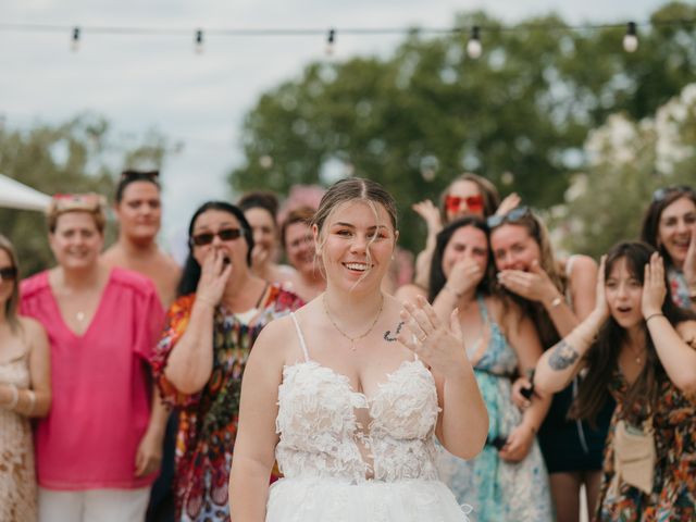 Le mariage de Jérémy et Wendy à Milhaud, Gard 34