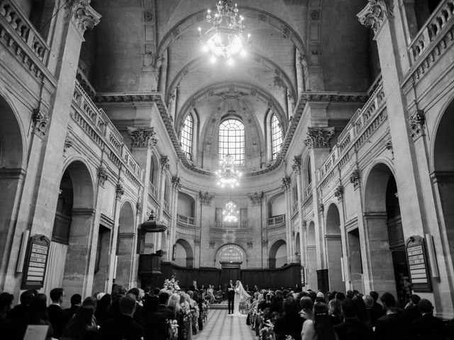 Le mariage de Hugo et Éloise à Paris, Paris 1