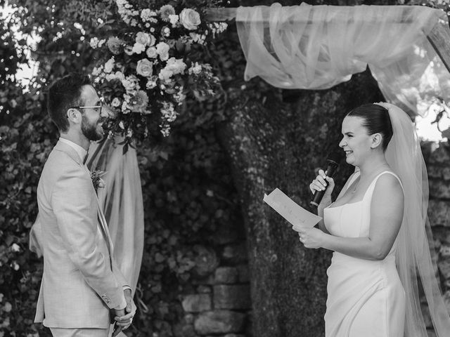 Le mariage de Paul et Isalia à Grignan, Drôme 28