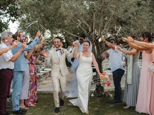 Le mariage de Paul et Isalia à Grignan, Drôme 32