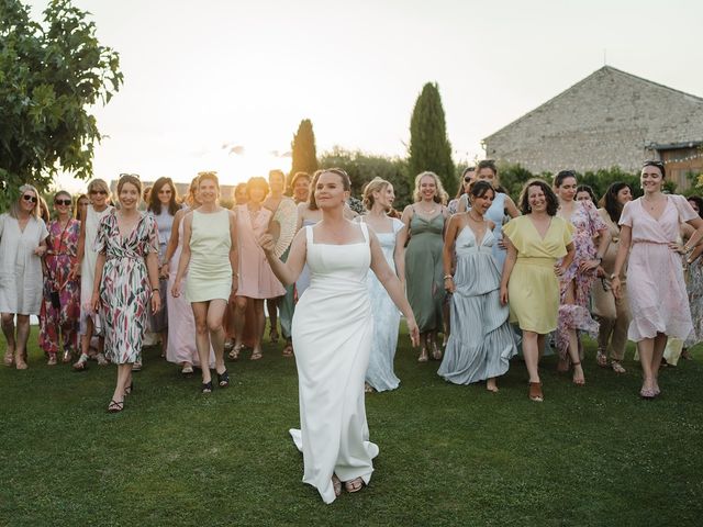 Le mariage de Paul et Isalia à Grignan, Drôme 38