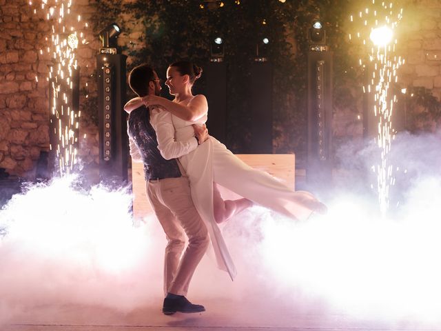 Le mariage de Paul et Isalia à Grignan, Drôme 54