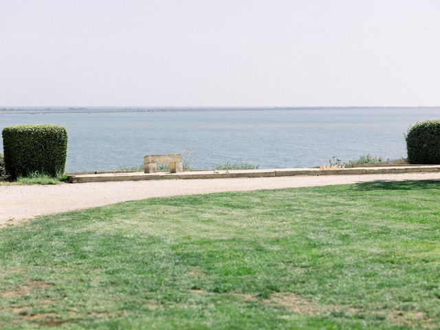 Le mariage de Alexandre et Gwénaelle à Villeneuve-lès-Maguelone, Hérault 38