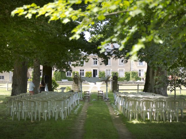 Le mariage de Élodie et Éve à Lusignan, Vienne 4