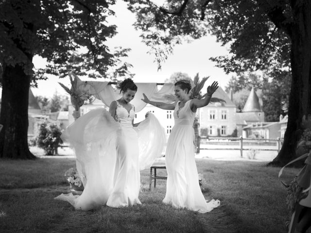 Le mariage de Élodie et Éve à Lusignan, Vienne 1