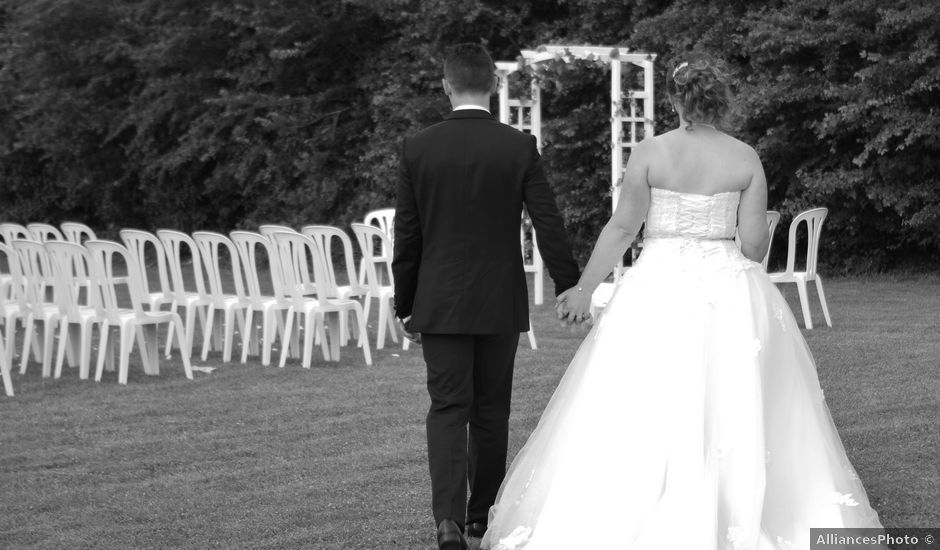 Le mariage de Romain et Aurélie à Soignolles, Calvados