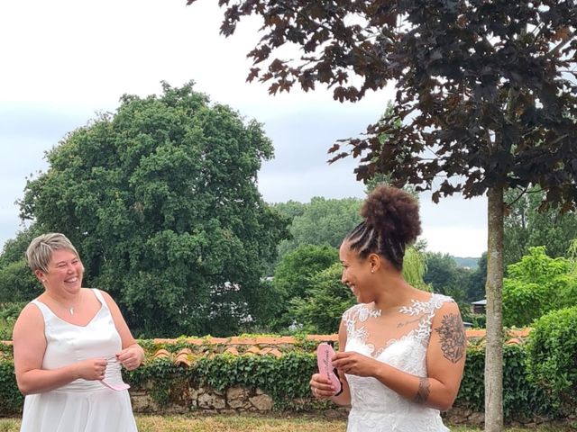 Le mariage de Fanny et Marie  à Chauché, Vendée 3