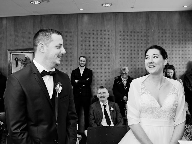 Le mariage de Julien et Lucie à Aizenay, Vendée 17