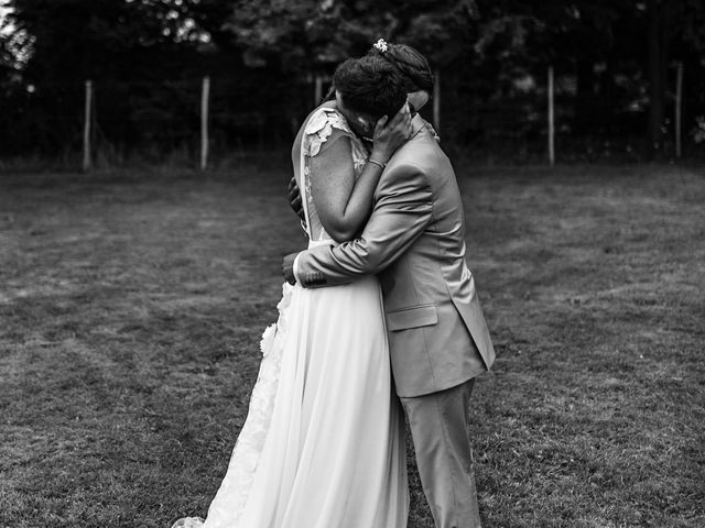 Le mariage de Barzalona et Coraline  à Nozay, Aube 23