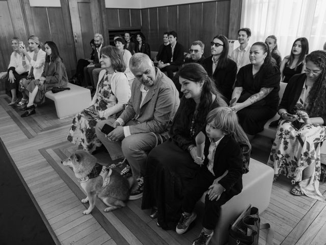 Le mariage de Valentina et Artha à Paris, Paris 11