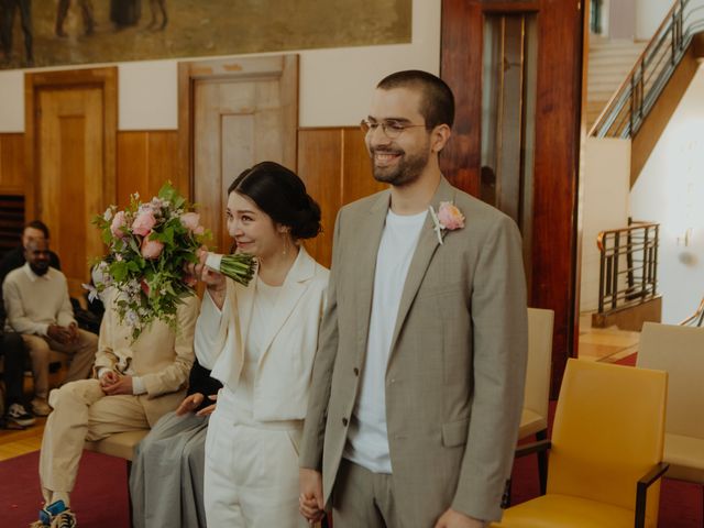 Le mariage de Valentina et Artha à Paris, Paris 12
