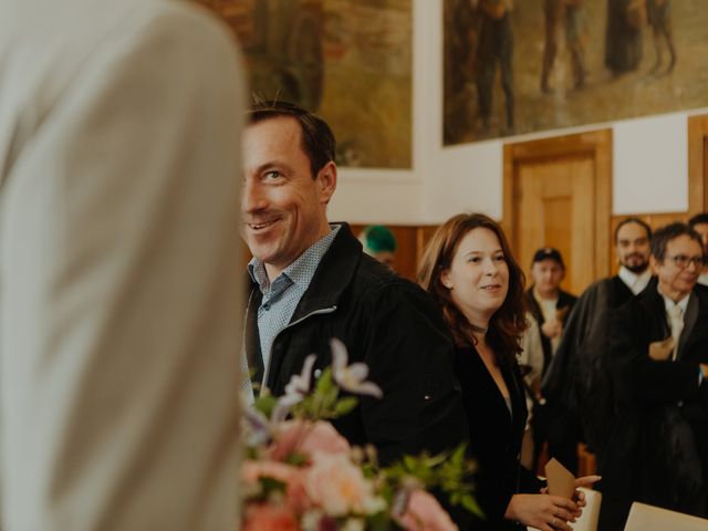 Le mariage de Valentina et Artha à Paris, Paris 18