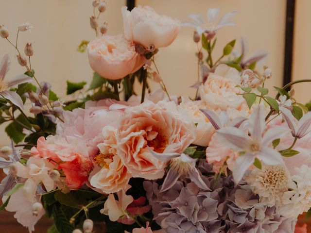 Le mariage de Valentina et Artha à Paris, Paris 49