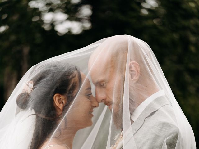 Le mariage de Corentin et Noémie à Marols, Loire 12