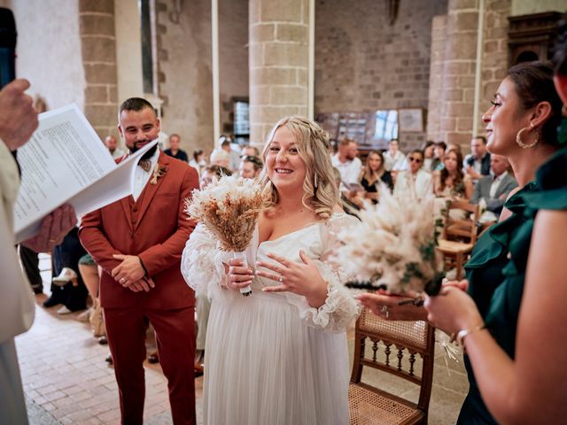 Le mariage de Jordan et Élodie à Lonlay-l'Abbaye, Orne 19