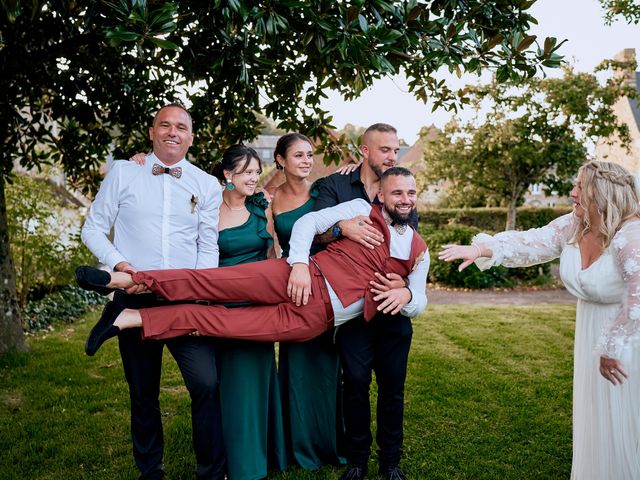 Le mariage de Jordan et Élodie à Lonlay-l'Abbaye, Orne 29
