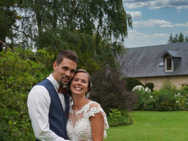 Le mariage de Jean et Ingrid à Sainte-Marie-de-Vatimesnil, Eure 1