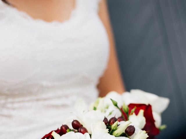 Le mariage de John et Laetitia à Layrac, Lot-et-Garonne 26