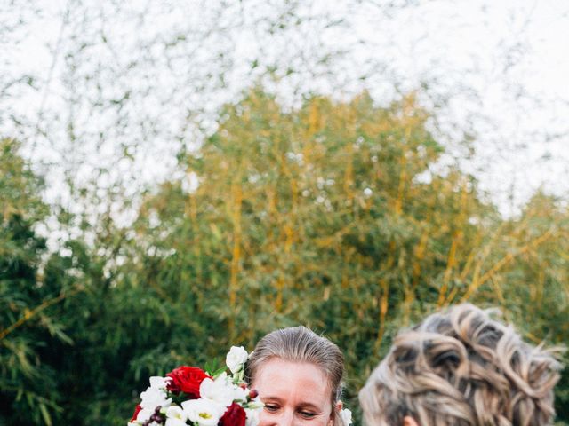 Le mariage de John et Laetitia à Layrac, Lot-et-Garonne 56