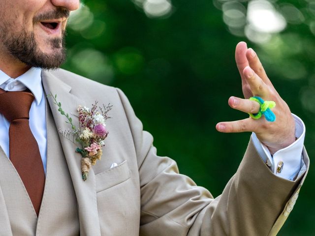 Le mariage de Erwan et Caroline à Hébécrevon, Manche 25
