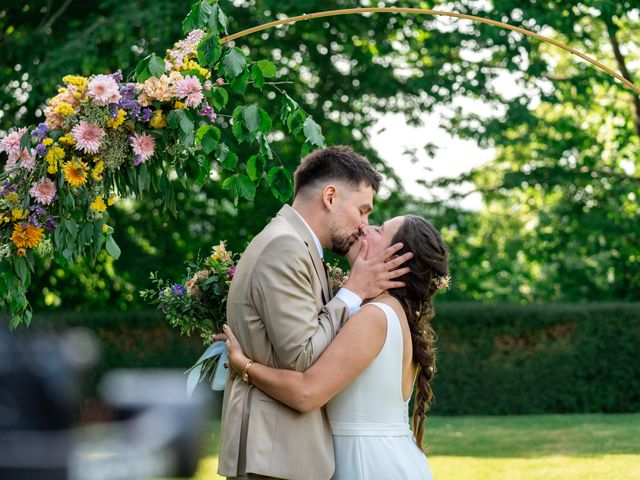 Le mariage de Erwan et Caroline à Hébécrevon, Manche 26