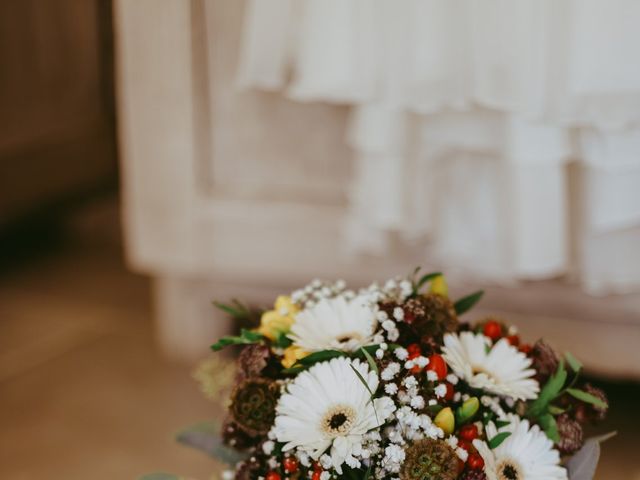 Le mariage de Alexandre et Karine à Grignan, Drôme 6